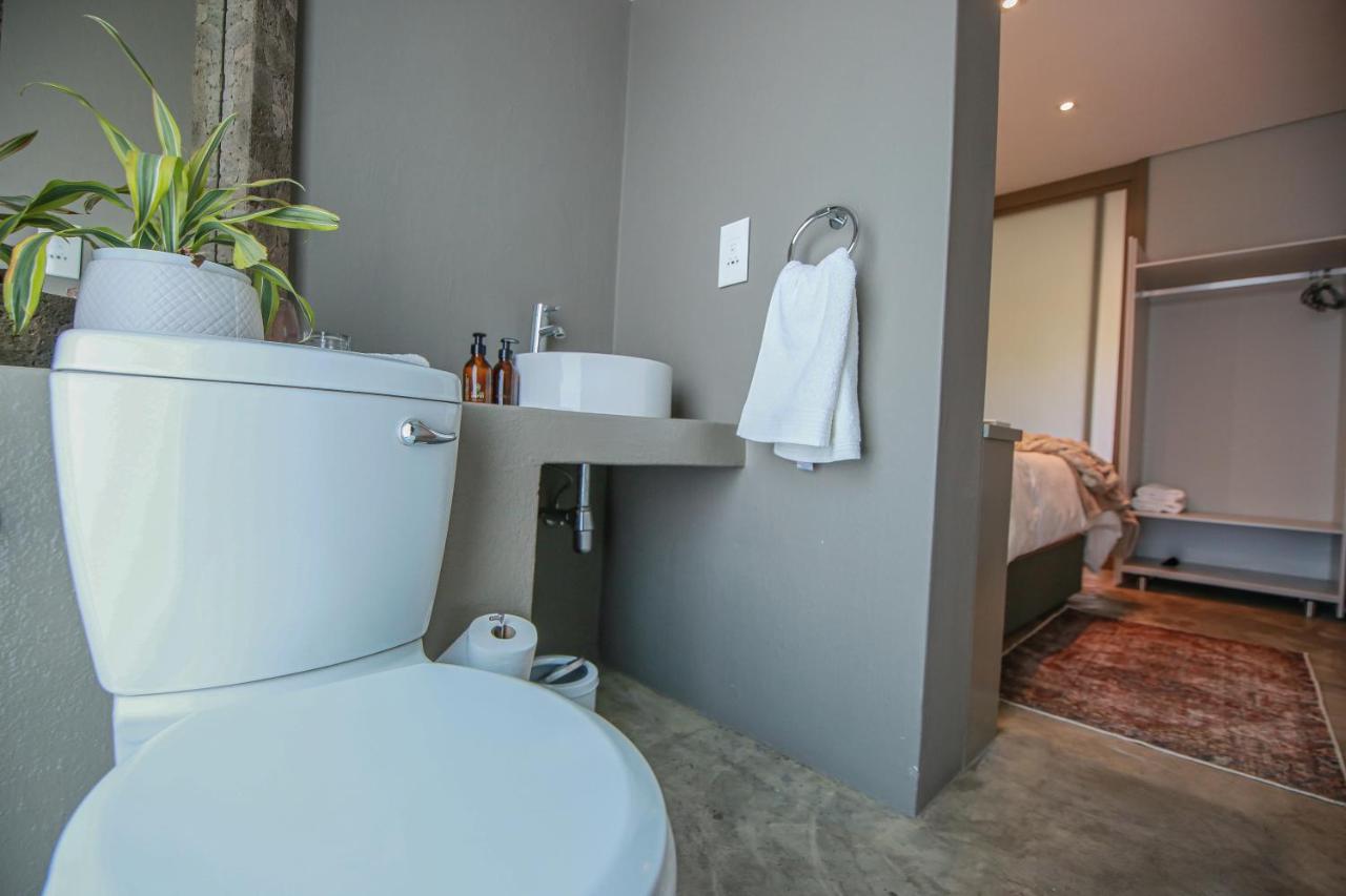 Suite 9 The Village Windhoek Exterior photo